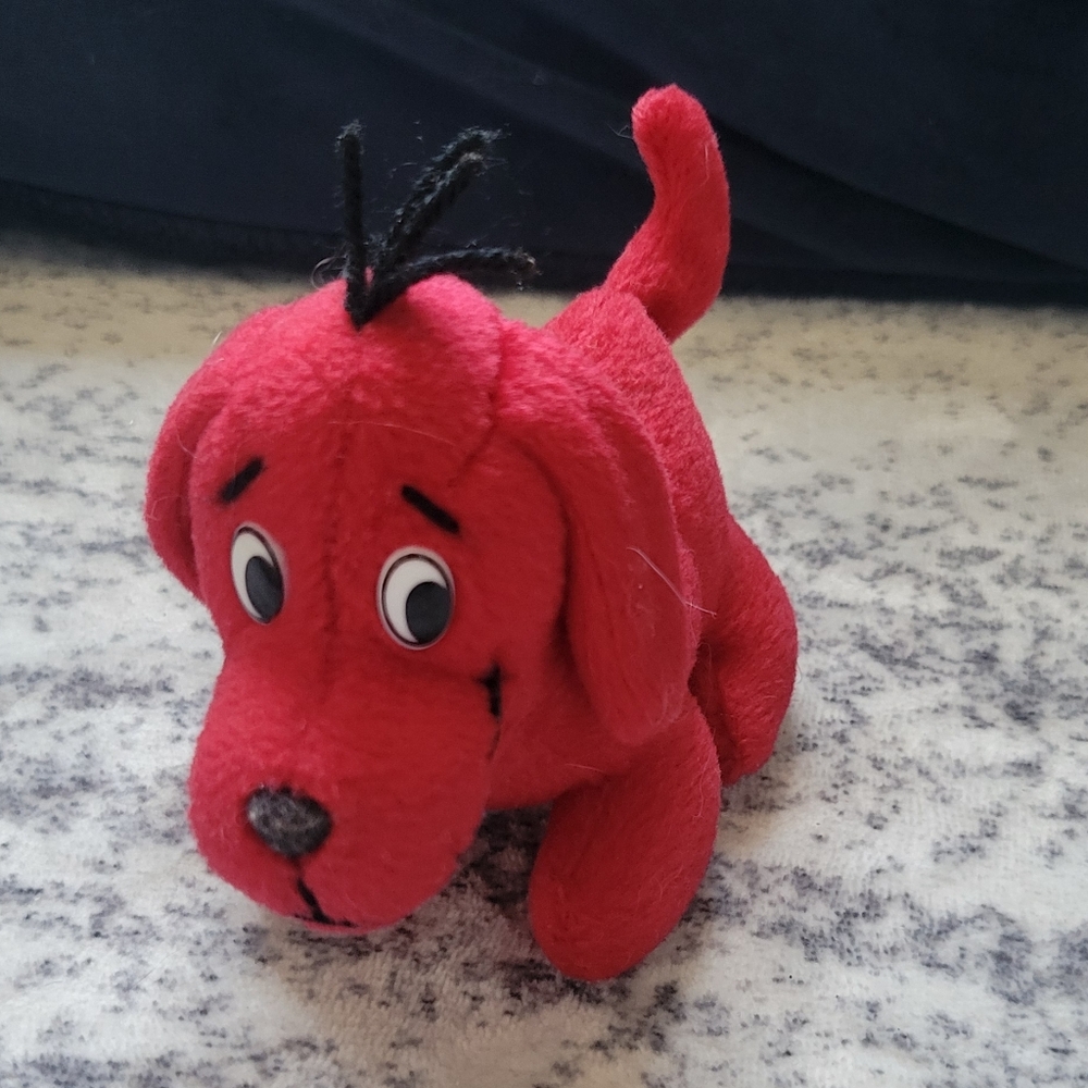 Clifford The Big Red Dog Plush Key Chain